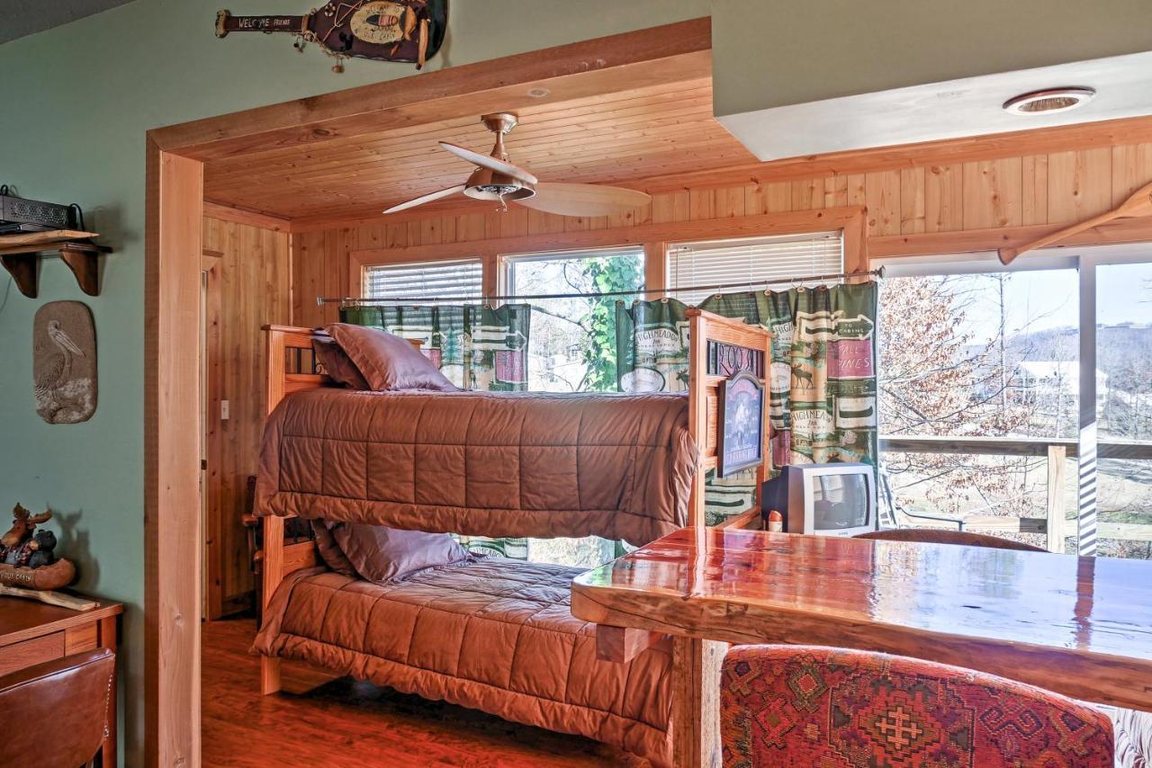 Paradise Cove Cabin With Boathouse And Dock ガンターズビル エクステリア 写真